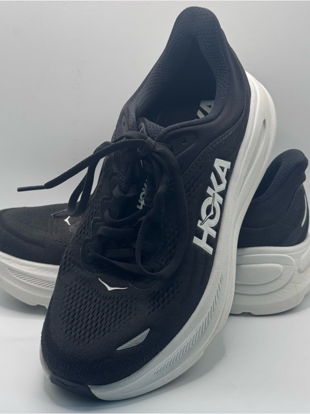 ❌SOLD❌ HOKA One One Bondi 9, Women’s Black/White Size 9D Wide, Excellent Cond.